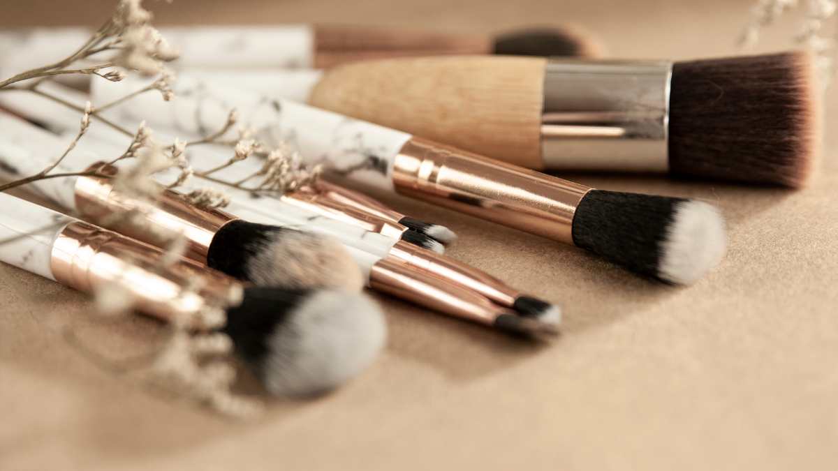 Como limpiar las brochas de maquillaje