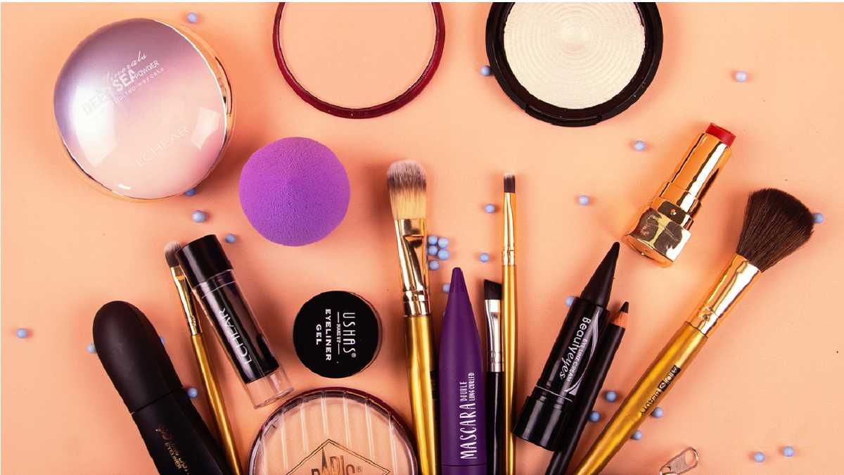 productos esenciales para el maquillaje